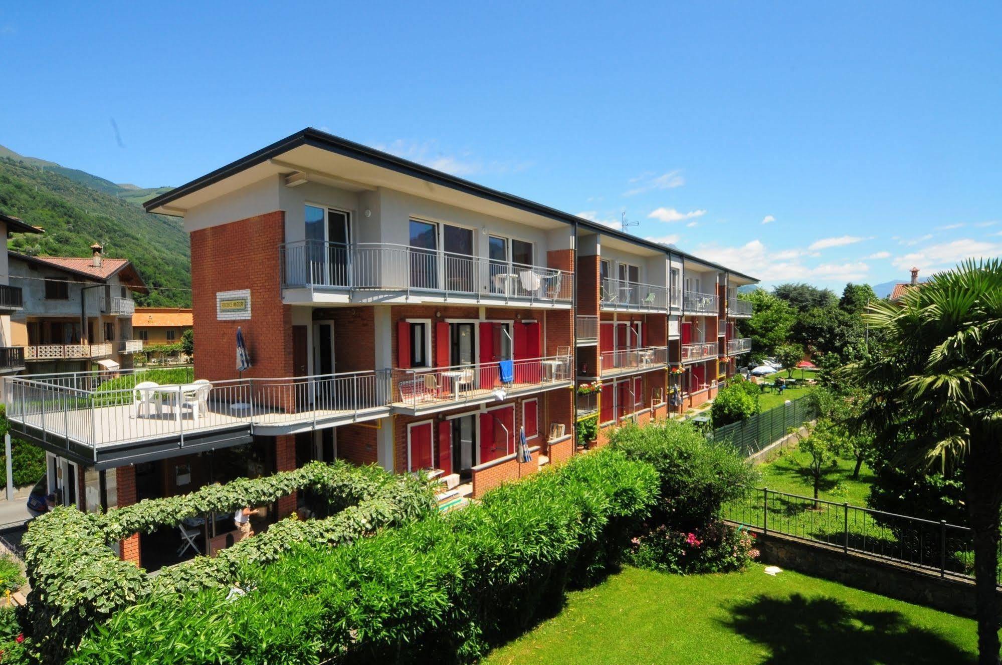 Apart-hotel Windsurf Domaso