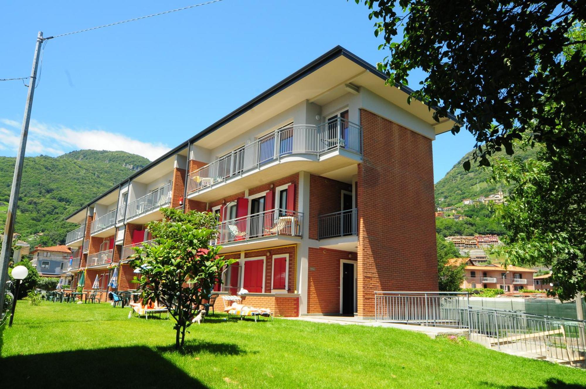 Apartahotel Windsurf Domaso